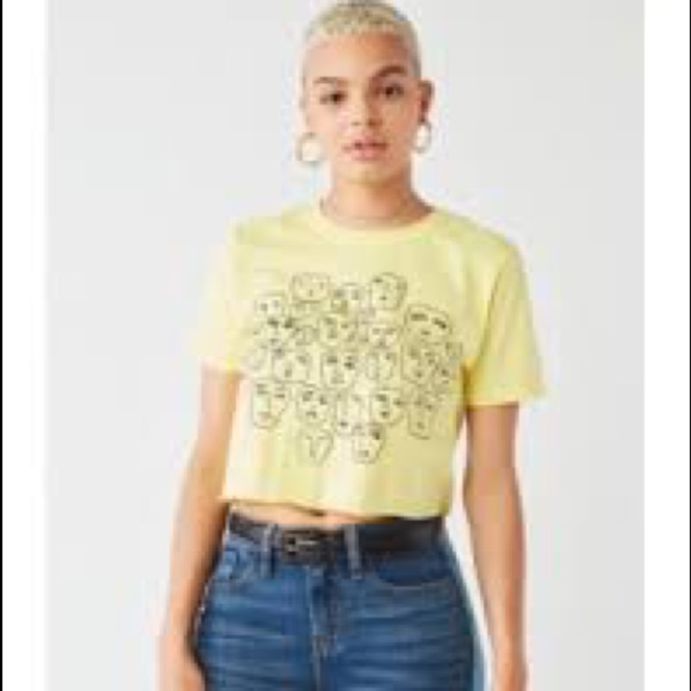 Urban Outfitters Faces Sketch Cropped Tee - Picture 4 of 7